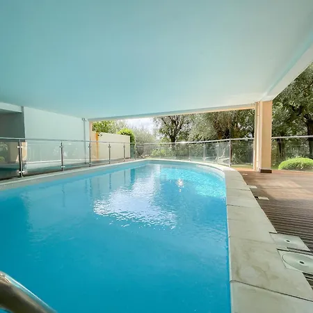 Lejlighed Deux Pieces, Parking Et Piscine